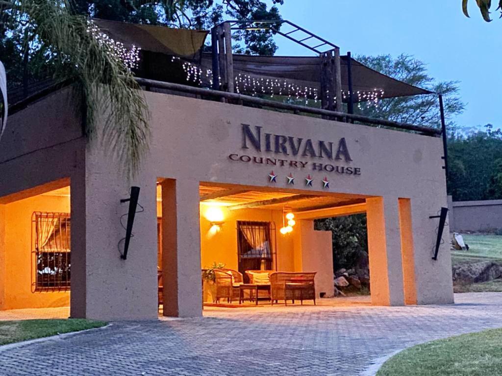 Nirvana Country House Mbombela Esterno foto